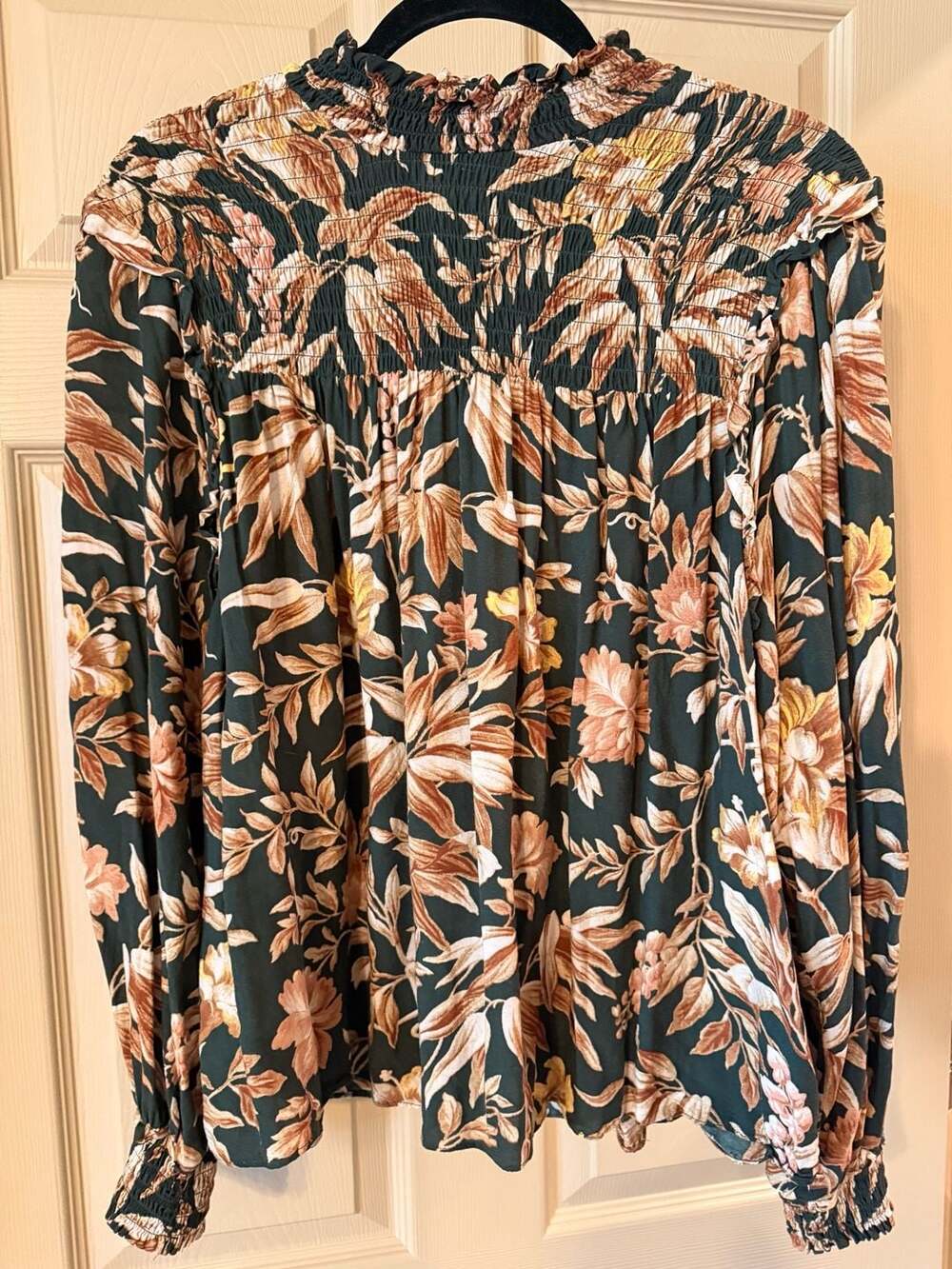 H&M Smocked High Neck Floral Blouse Size 6 - EK - Picture 4 of 6